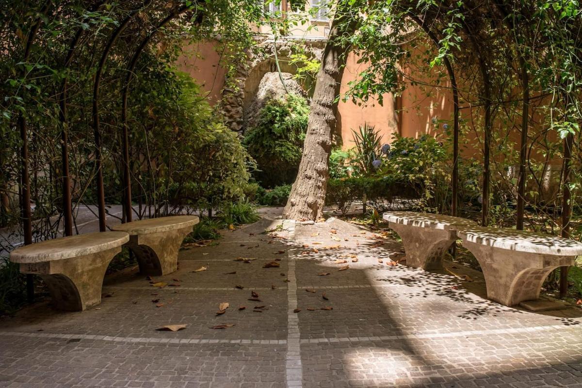 Vatican Maya Home Řím Exteriér fotografie